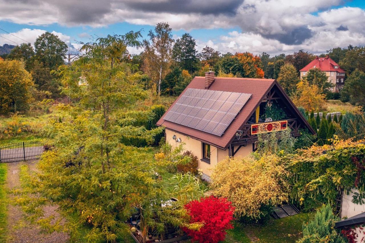 Smyrkowy Dom Z Kominkiem Z Goraca Balia Kolo Karpacza Janowice Wielkie Exterior photo